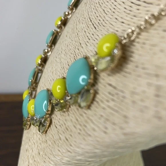 Banana Republic Teal Yellow Gold Necklace - Picture 5 of 7